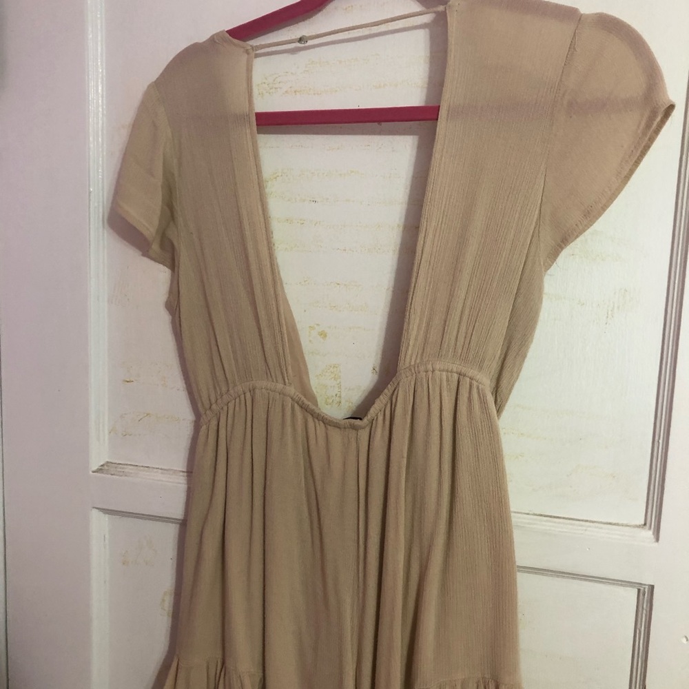 Tan romper - Picture 2 of 4